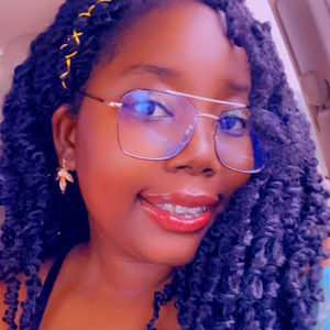 Meet your Posher, Lynne